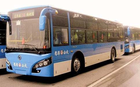 在公交車上作文(通用73篇)