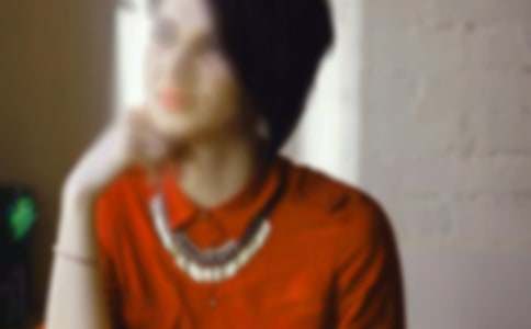 Ů����Ĭ�����̵ľ��ӣ����x400�䣩