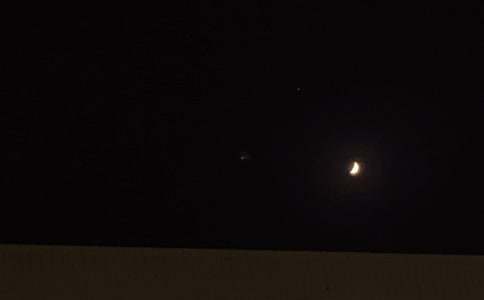 每天晚安心語一句話